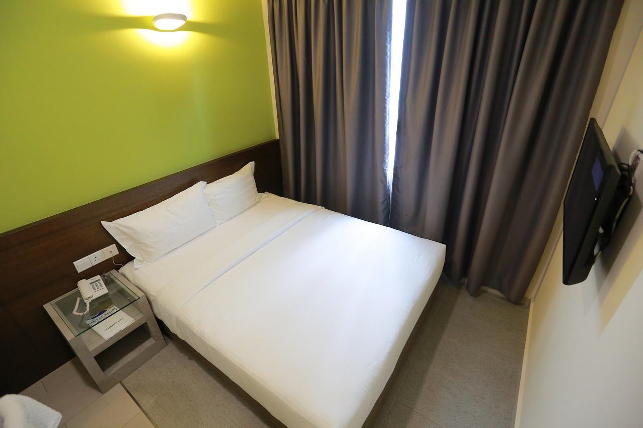 ปันไต รีกัล บูทิก โฮเต็ล Hotel กวนตัน ภายนอก รูปภาพ
