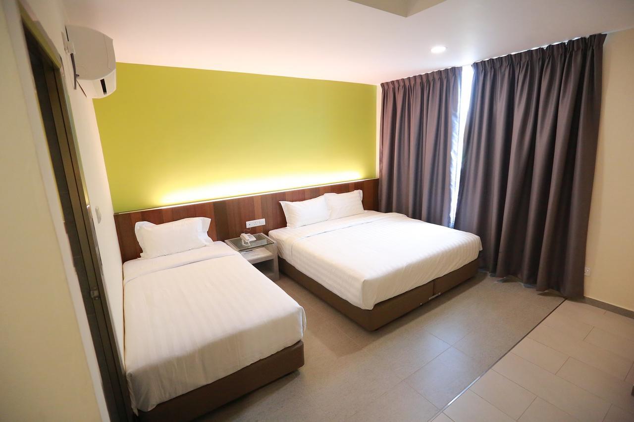 ปันไต รีกัล บูทิก โฮเต็ล Hotel กวนตัน ภายนอก รูปภาพ