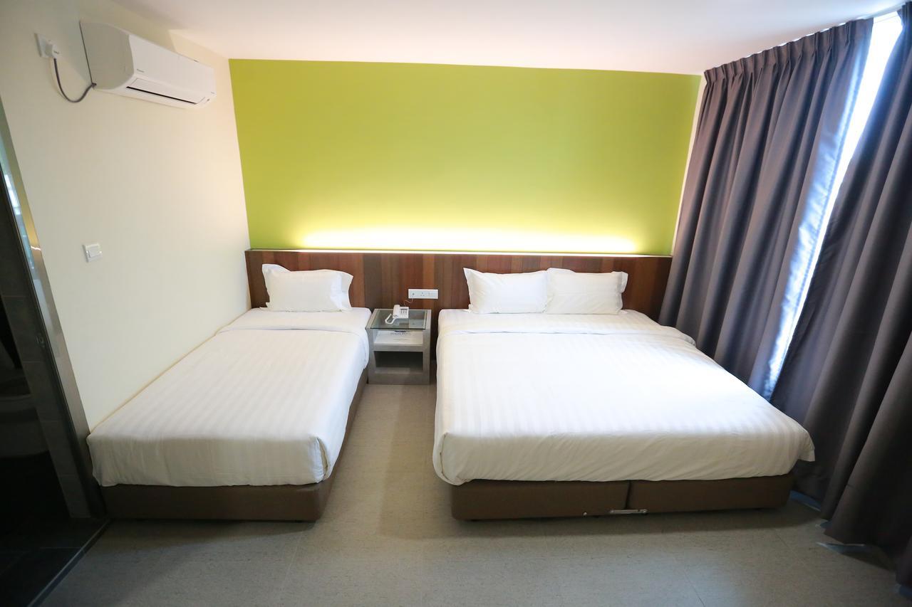 ปันไต รีกัล บูทิก โฮเต็ล Hotel กวนตัน ภายนอก รูปภาพ