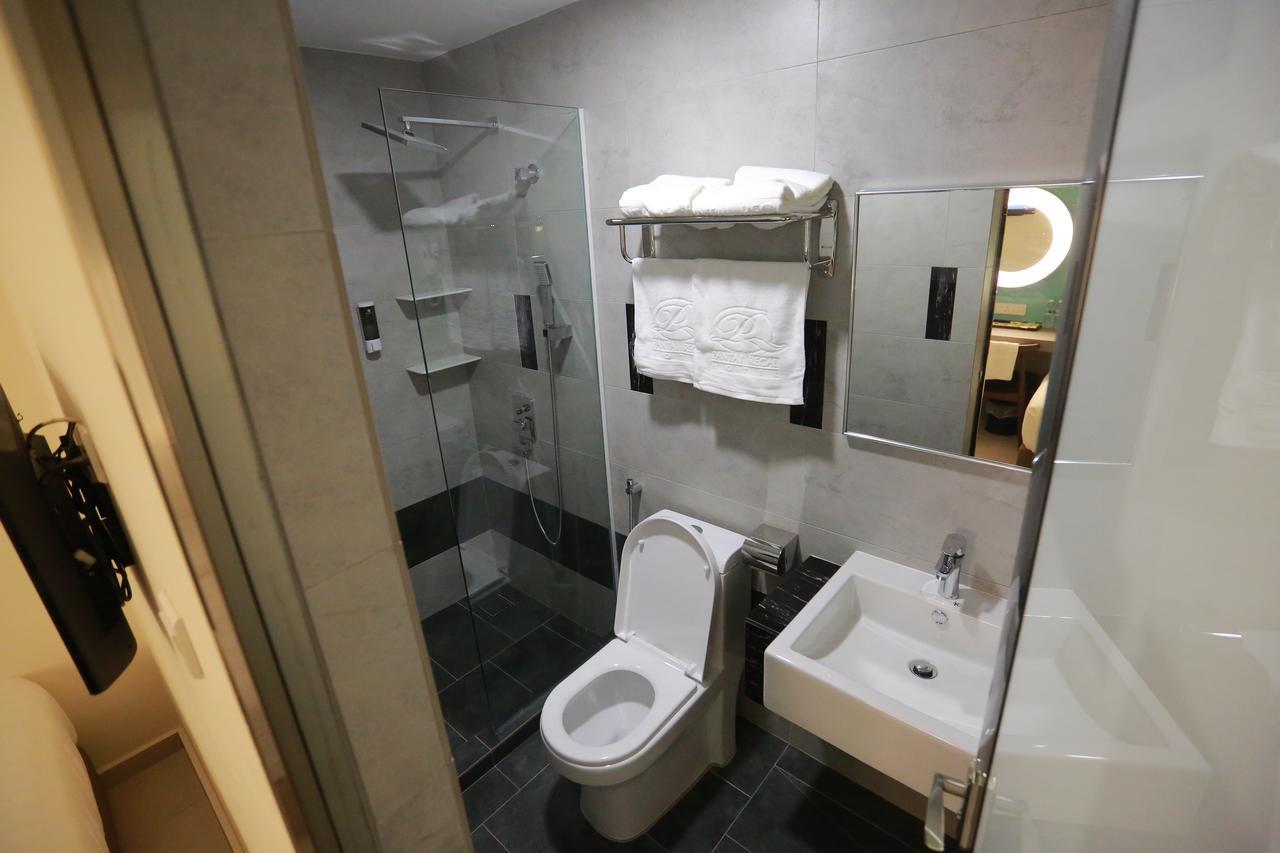 ปันไต รีกัล บูทิก โฮเต็ล Hotel กวนตัน ภายนอก รูปภาพ